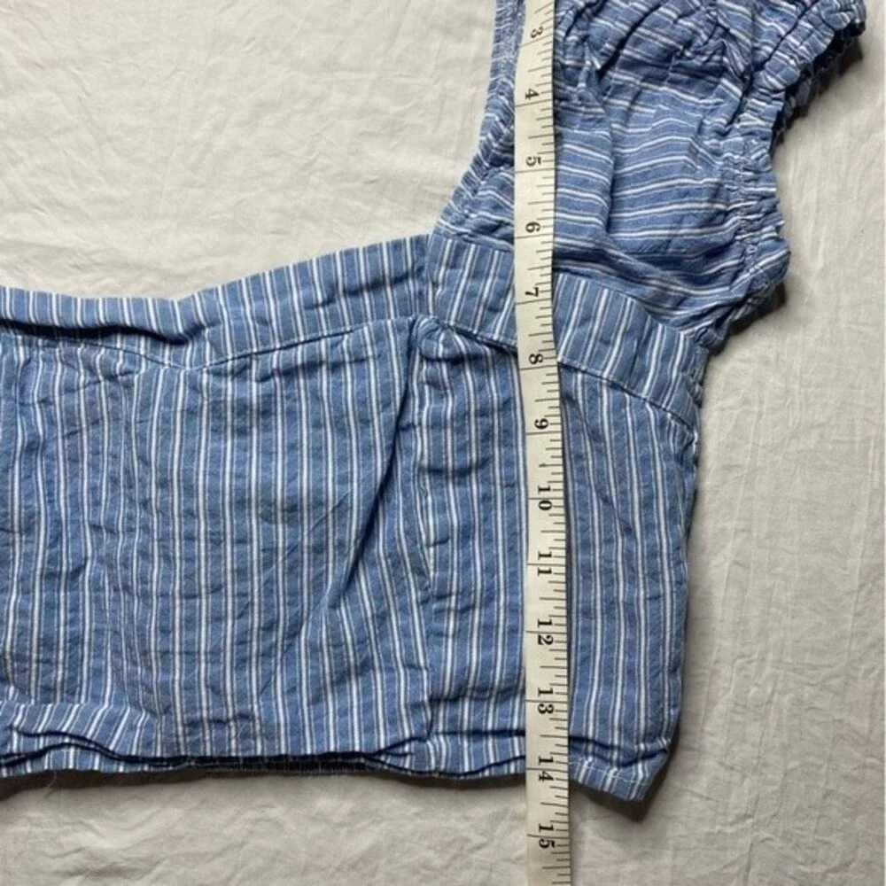 Sweet Rain Young Contemporary Blue & White Striped Cropped Blouse Size Medium